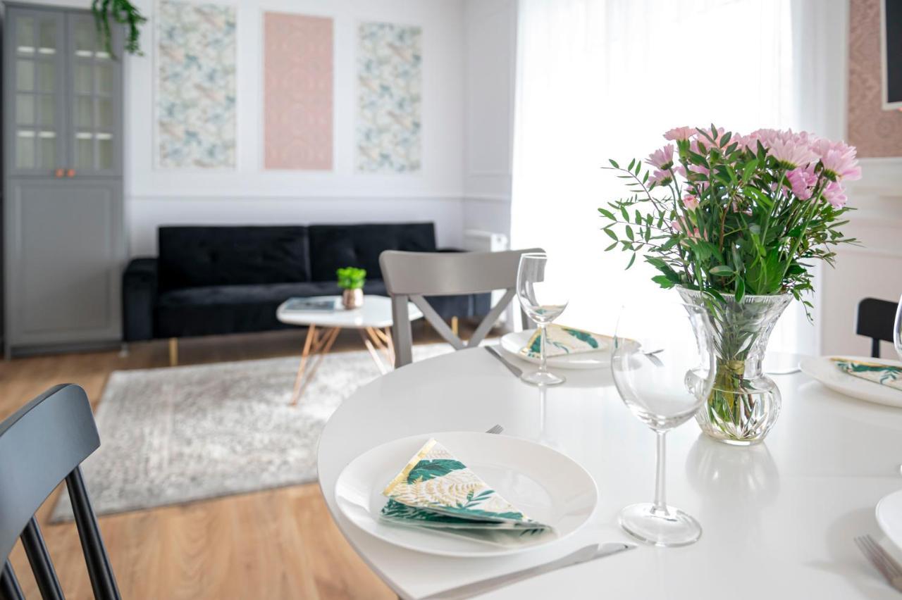 Heaven Apartment In The Old Town With Private Parking Gdansk Exterior foto